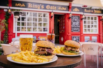 King's Gate Pub Discounts - Malta Food & Drink Discounts & Offer on Coupon Club.mt - 25% Discount on Total Bill